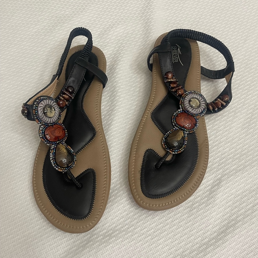 Women sandals